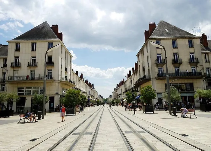 Le Picasso Apartman Tours